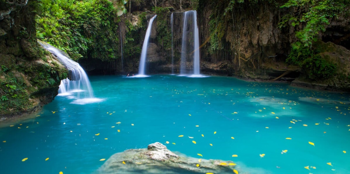 Canyoonering in Kawasan Falls