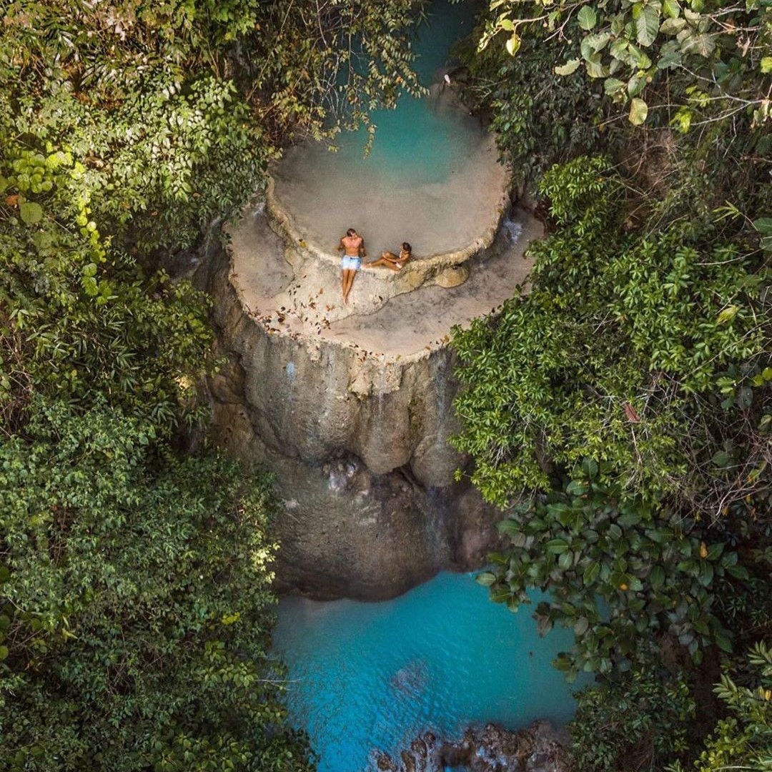 Aguinid Falls