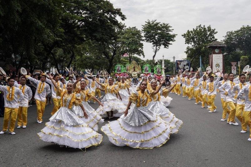 Sinanggiyaw Festival